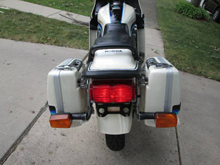 Illustration for article titled For $6,800, This 1982 Honda CBX Super Sport Could Be Your Sixy Beast